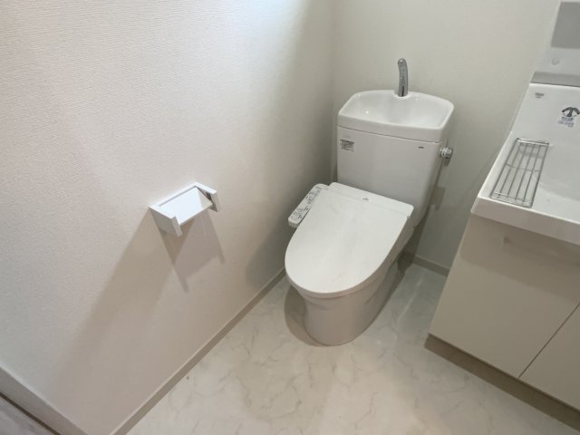 トイレ　退去前につき、前回募集時のお写真です。