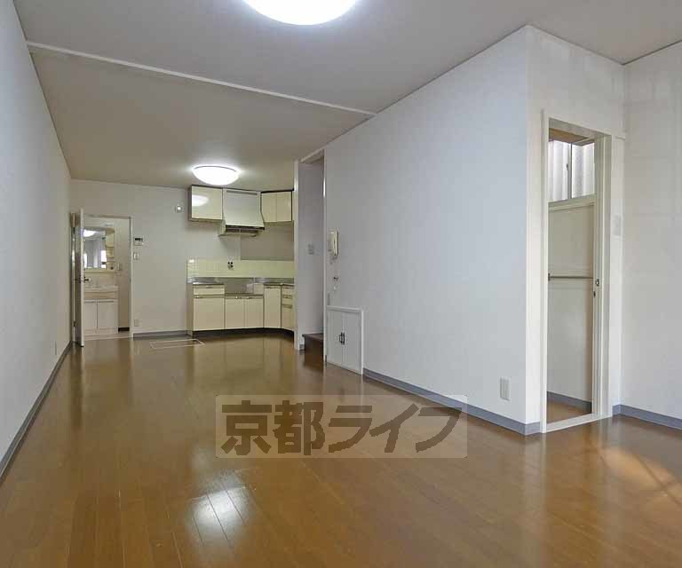 居室・リビング　２ＬＤＫのお部屋です。