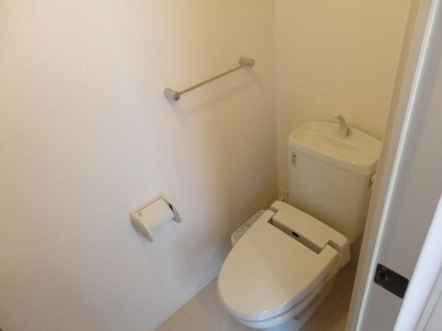 トイレ　★ウォシュレット付トイレですよ★