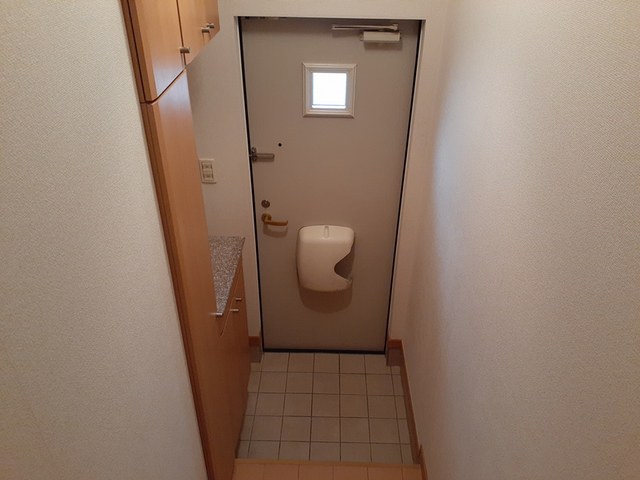 玄関　図面と現状に相違がある場合には現状を優先