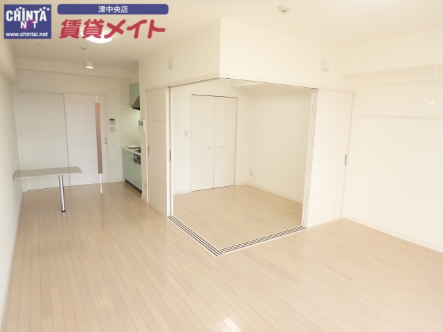 居室・リビング　同タイプの画像です