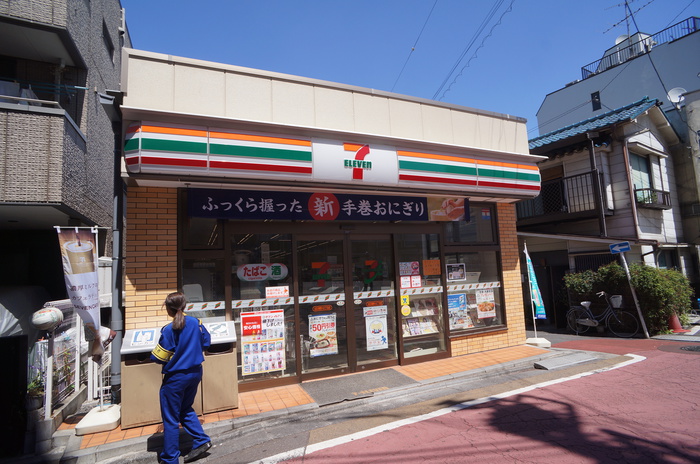 コンビニ　セブンイレブン（コンビニ）まで177m