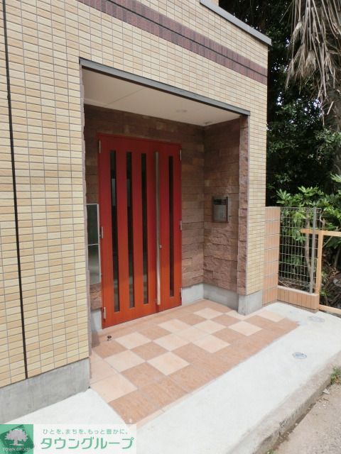 エントランス　お部屋探しは【タウンハウジング蘇我店】にお任せ下さい♪