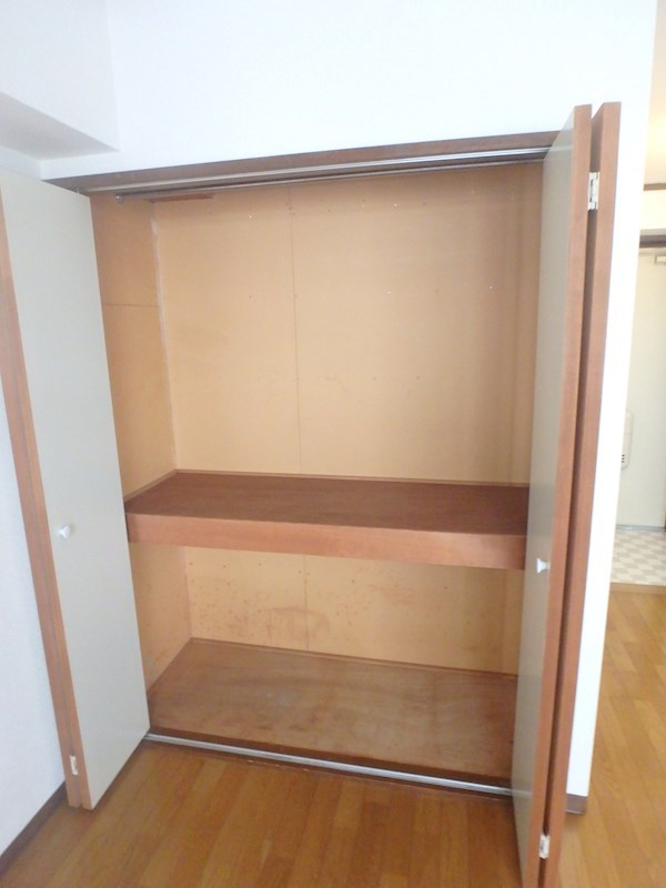 収納　※同仕様号室写真