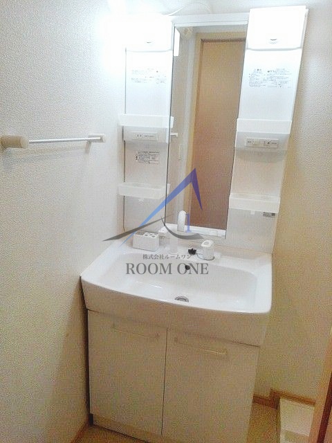 洗面設備　洗面台です。