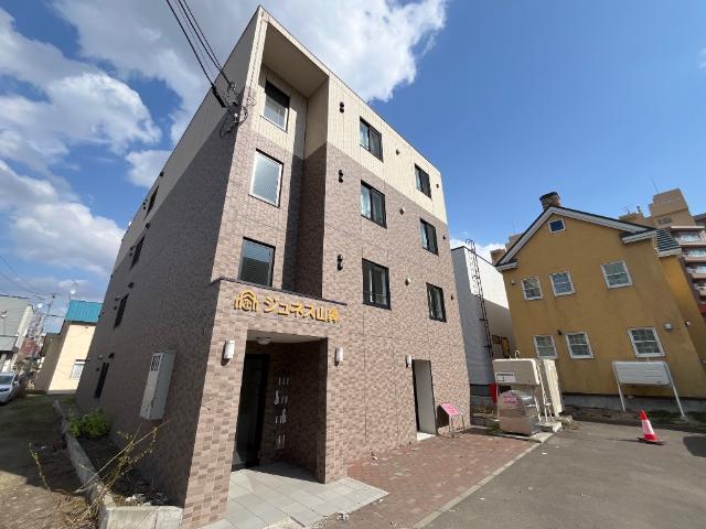 建物外観　外観写真（昼）
