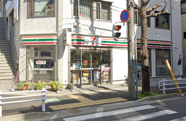 コンビニ　セブンイレブン　神戸深江本町３丁目店（コンビニ）まで90m