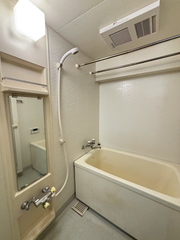 バス・シャワールーム　別部屋参考写真