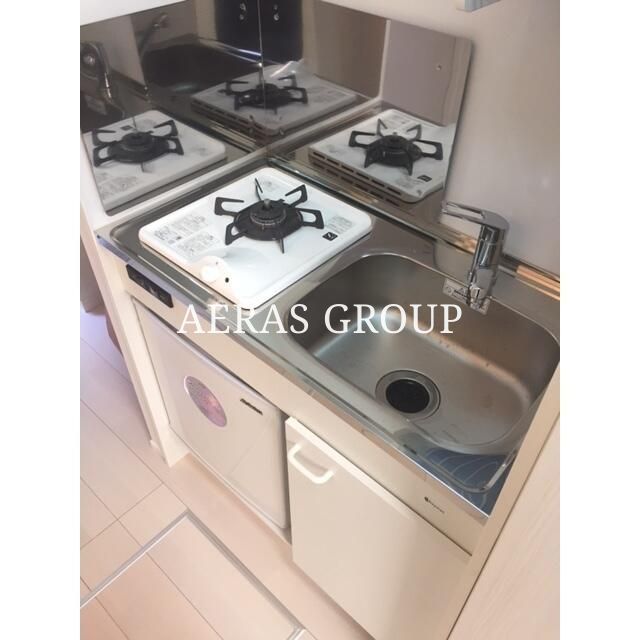 キッチン　同仕様の別部屋画像