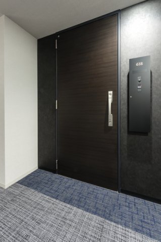 玄関　※写真は同タイプ住戸です。