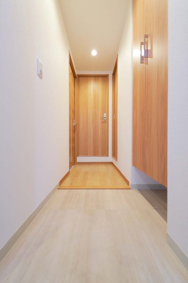 玄関　明るい玄関です