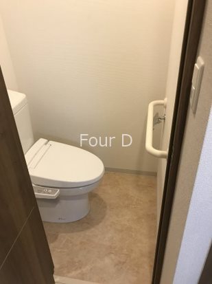 トイレ　別号室参考写真