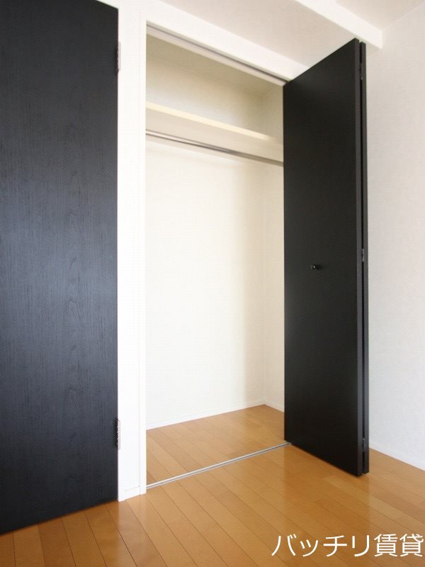 収納　※同マンション別部屋写真の為、現状優先。