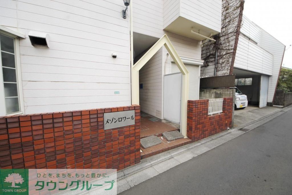 エントランス　エントランス
