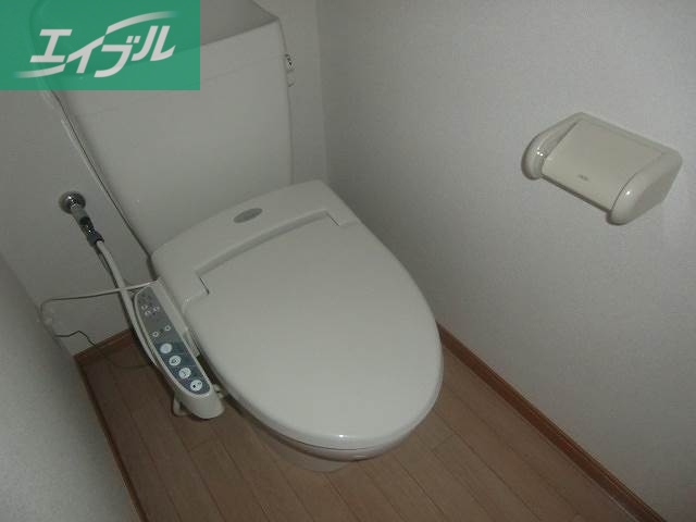 トイレ　トイレ広々