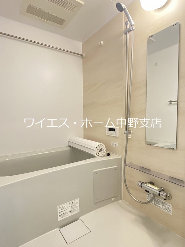 バス・シャワールーム