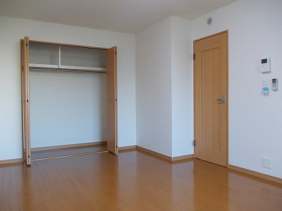 その他部屋・スペース　収納付きでお部屋をすっきりと使えます♪