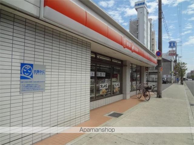 コンビニ　ローソンプラス　鶴橋三丁目店（コンビニ）まで329m