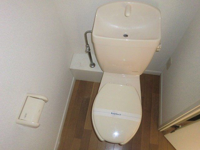 トイレ　設備・仕様は号室により異なる為、現況を優先致します。