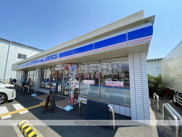 コンビニ　ローソン（コンビニ）まで638m