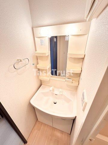 洗面設備　※反転タイプになります