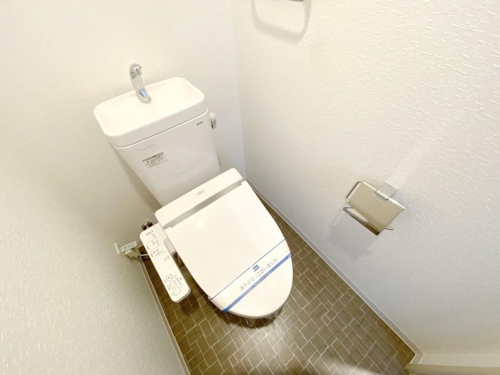トイレ　トイレ