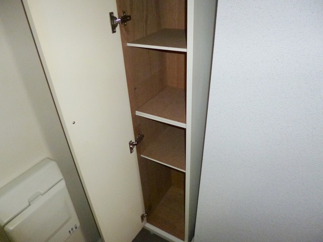 玄関　下駄箱付いてます。