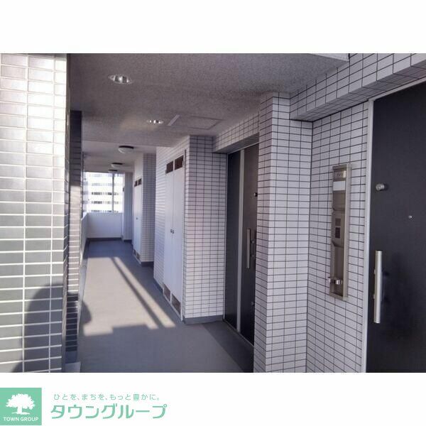 シュロス高田馬場の玄関写真