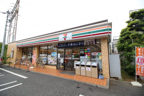 コンビニ　セブンイレブン 江戸川西小岩3丁目店（コンビニ）まで489m