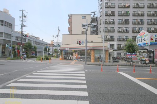 コンビニ　セブンイレブン 大阪関目1丁目南店（コンビニ）まで309m