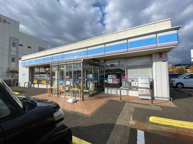 コンビニ　ローソン上越春日山町二丁目店（コンビニ）まで774m