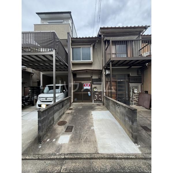 西京極下沢町テラスハウスの外観写真