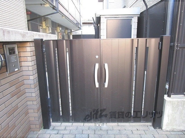 レオパレス青嶺の外観写真