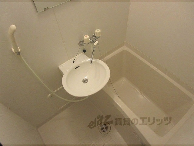 レオパレス青嶺の風呂写真