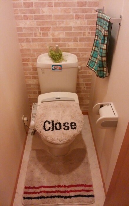 トイレ　落ち着いたトイレです