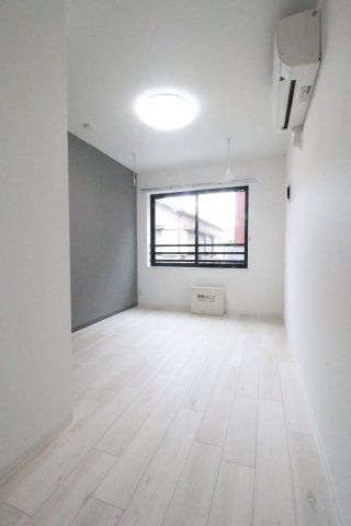 居室・リビング　エクスフォート板橋　板橋区板橋３