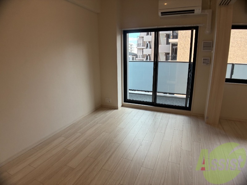S-RESIDENCE江坂focalの居間写真