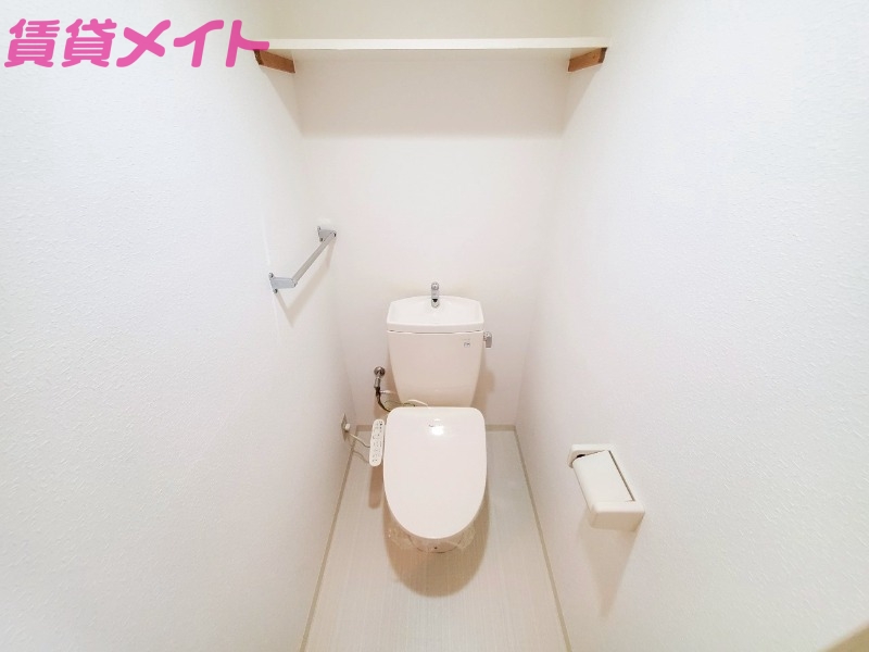 トイレ　反転タイプ参考写真