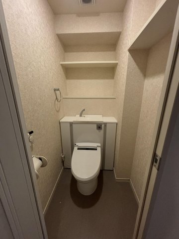 トイレ　サヴォイテンジンクォーター
