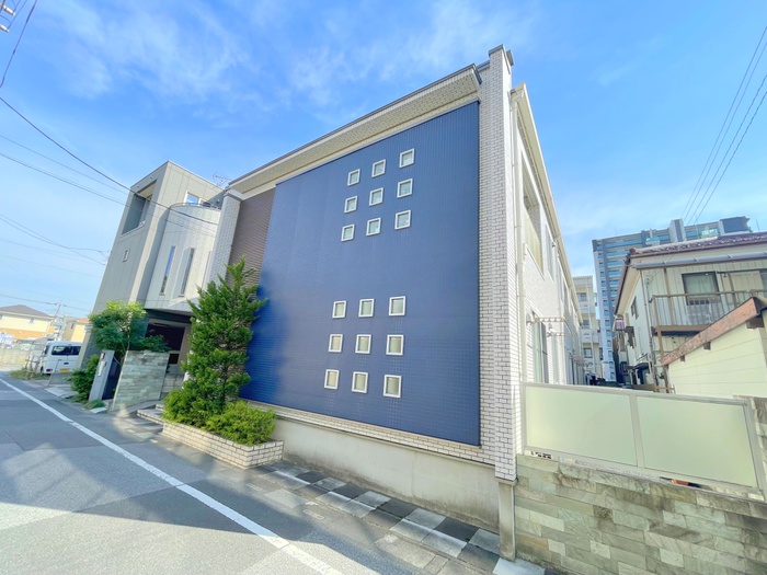 埼玉高速鉄道 東川口駅 徒歩4分 2階建 築17年の外観写真