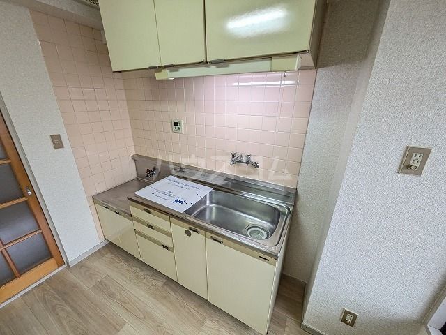 キャステール北綾瀬のキッチン写真