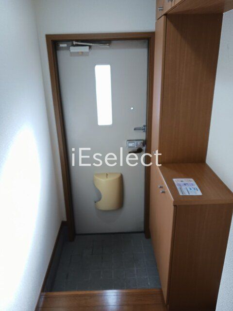 アヴニールX Iの玄関写真