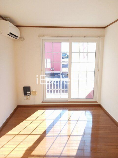 アヴニールX Iの居間写真