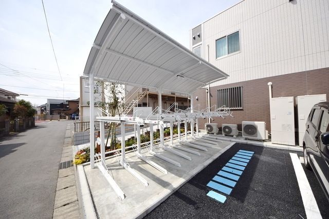 その他共有部分　★駐輪場には屋根があります★