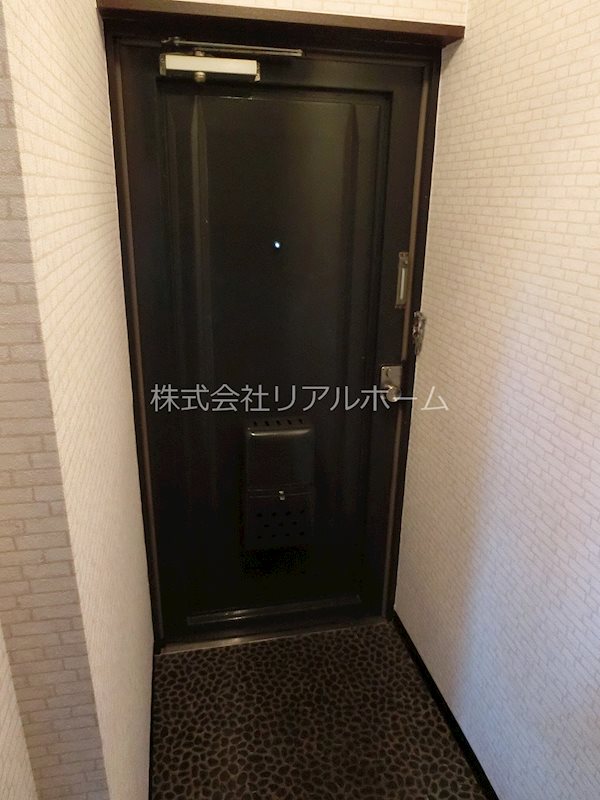 阪急京都線 桂駅 徒歩17分 6階建 築39年の玄関写真