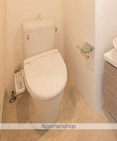 ラヴィエール成増のトイレ写真