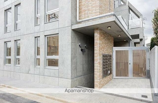 ラヴィエール成増の外観写真