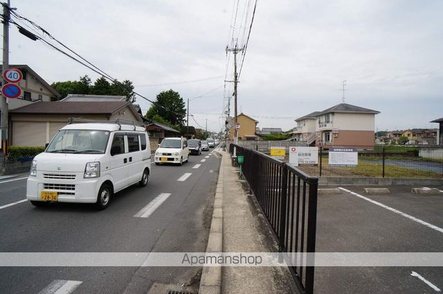 幼稚園・保育園　公私連携幼保連携型認定こども園白藤学園おおみやこども園（幼稚園・保育園）まで2171m