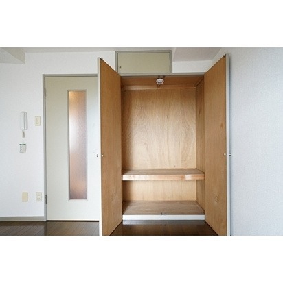 収納　収納完備でお部屋を広くお使いいただけます。