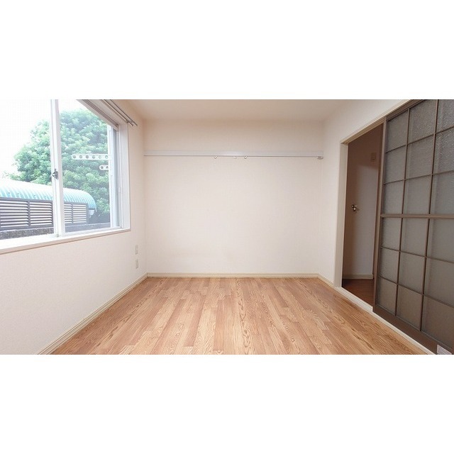 居室・リビング　居室